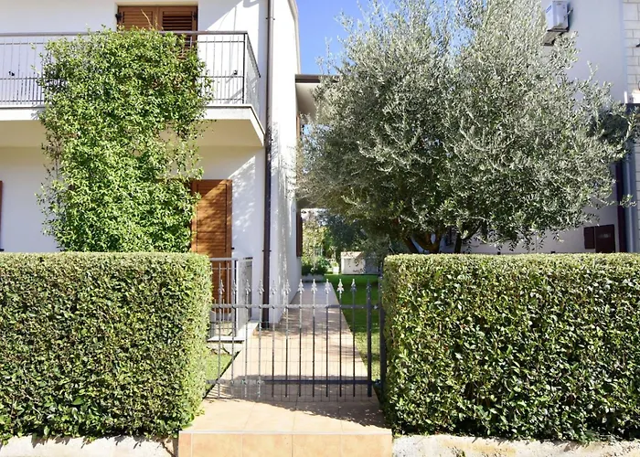 Lino B4 By Interhome