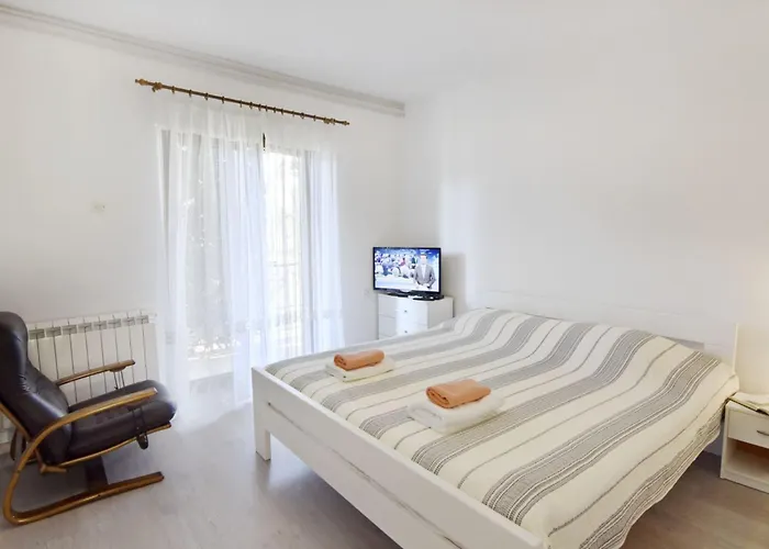 Apartment Lino B4 By Interhome *