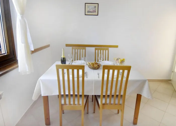 Lino B4 By Interhome Appartement Umag